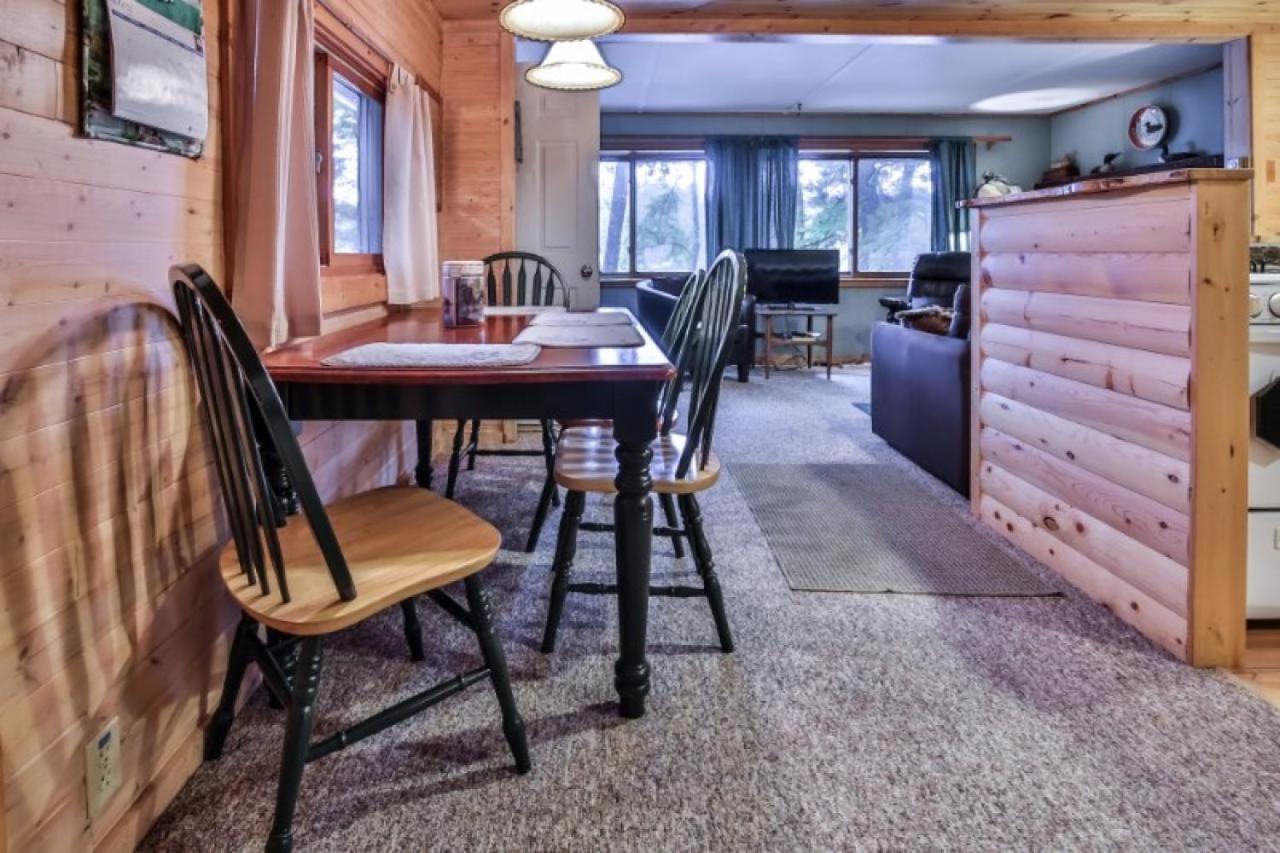 Cottage 5 - Hiller'S Pine Haven Saint Germain Екстериор снимка