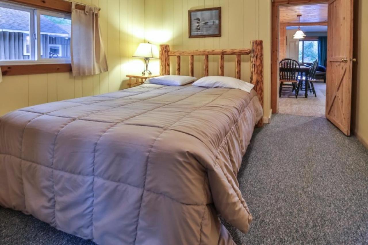 Cottage 5 - Hiller'S Pine Haven Saint Germain Екстериор снимка